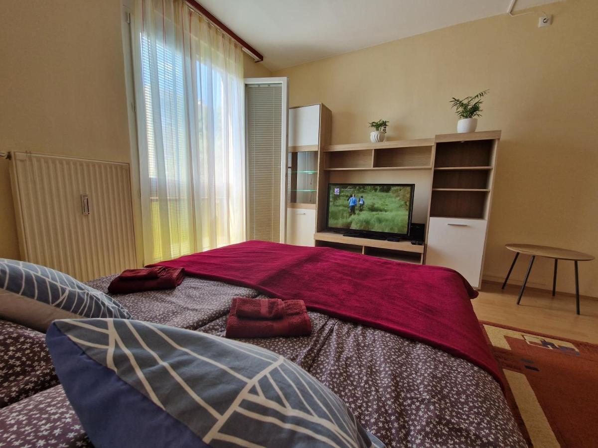 Casa Cristina Apartment Pecs Ngoại thất bức ảnh